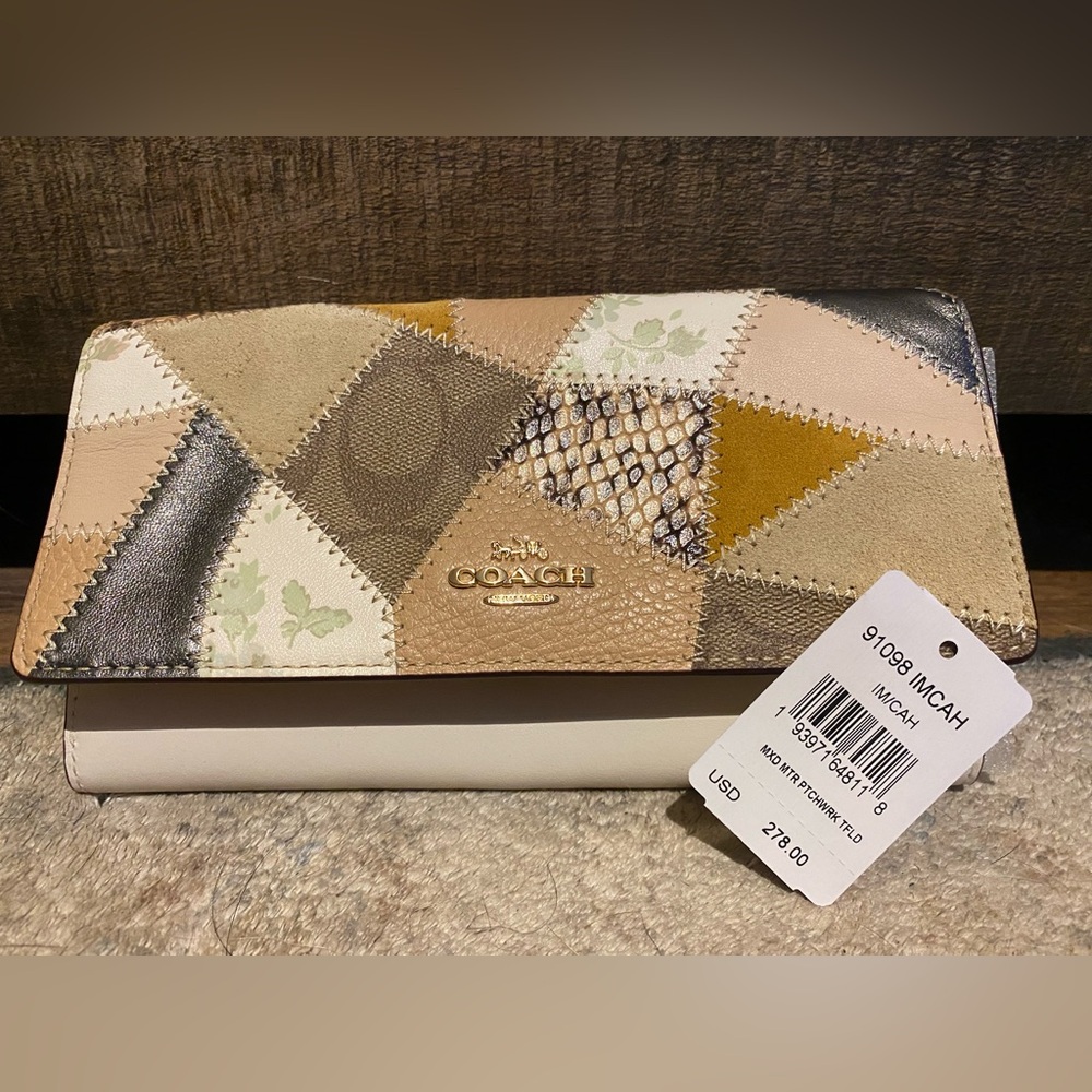 Coach Trifold with patchwork